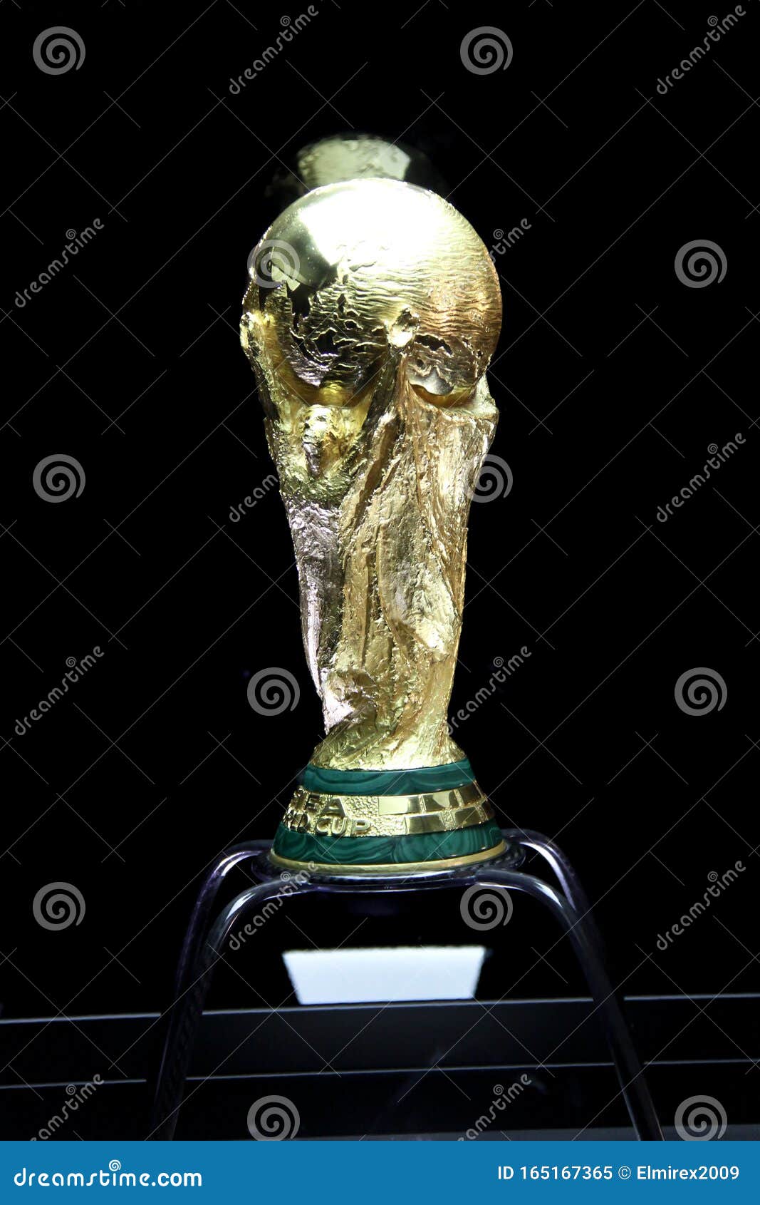 SARAJEVO, BOSNIA and HERZEGOVINA - MARCH 2014: World Cup Trophy on a Black  Background, World Cup Trophy, Was Introduced in 1974. M Editorial Image -  Image of score, football: 165167365