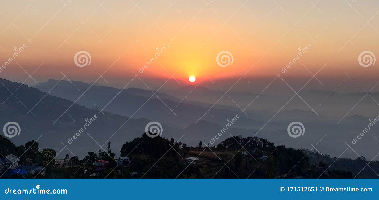 sarangkot sunrise point in pokhra,nepal
