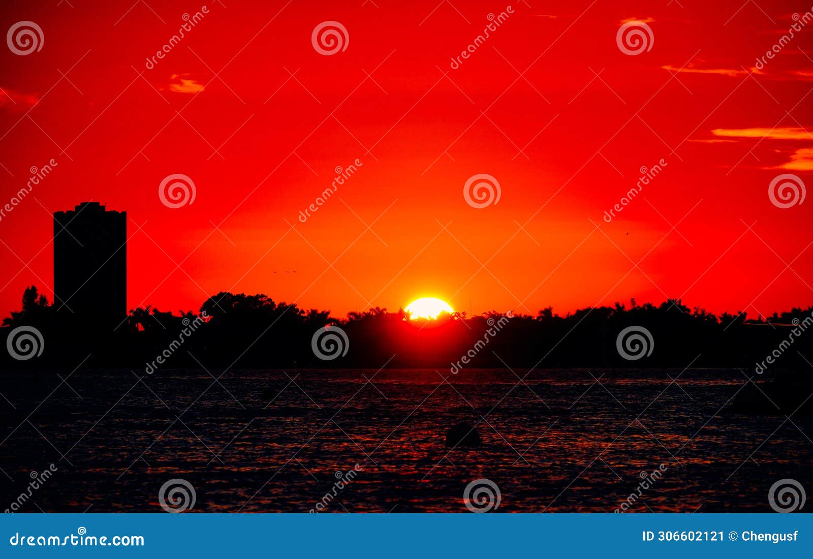 sarasota bay harbor and bay front sun set landscape
