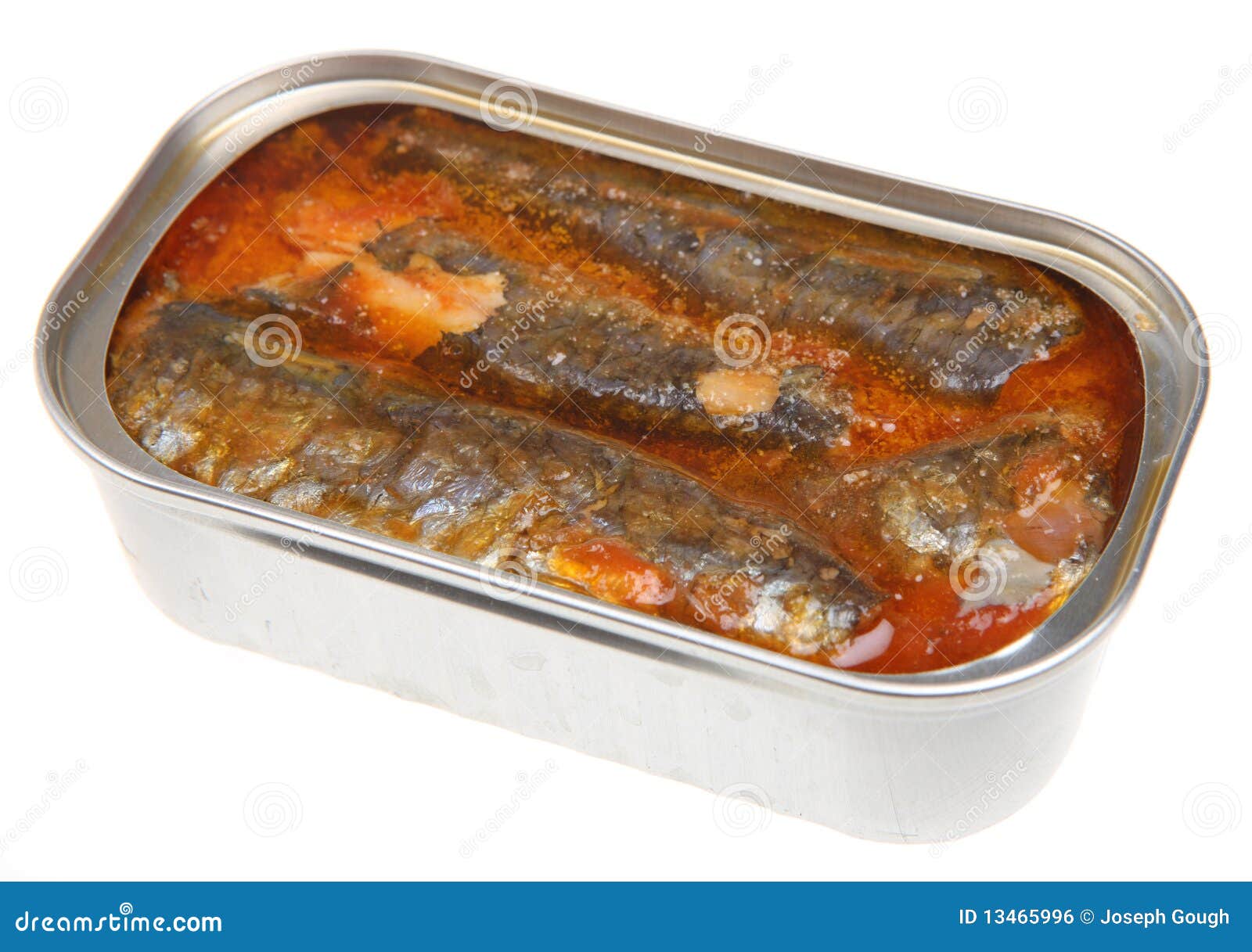 Sardine in scatola fotografia stock. Immagine di argento 13465996
