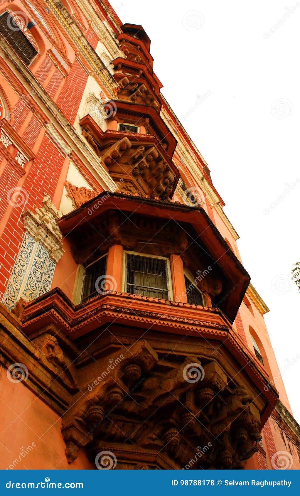 ornaments of sarjah mahdi at the thanjavur maratha palace complex