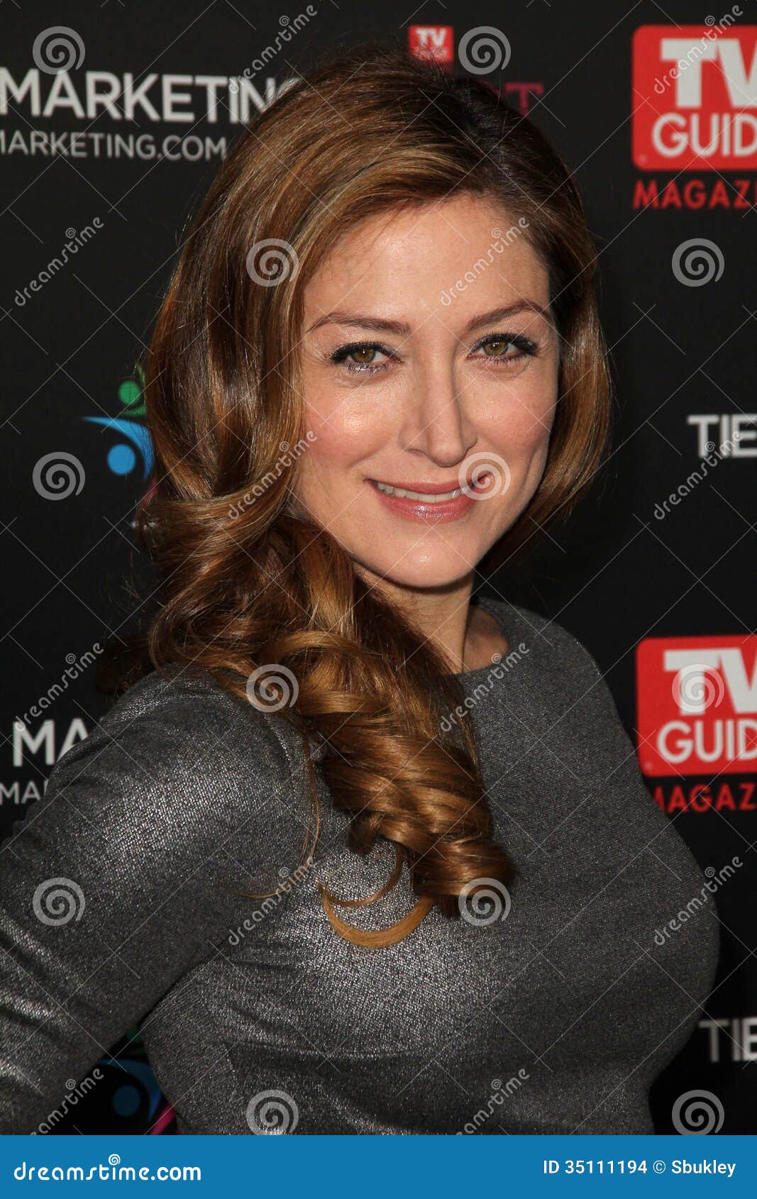 Hot pics alexander sasha Sasha Alexander