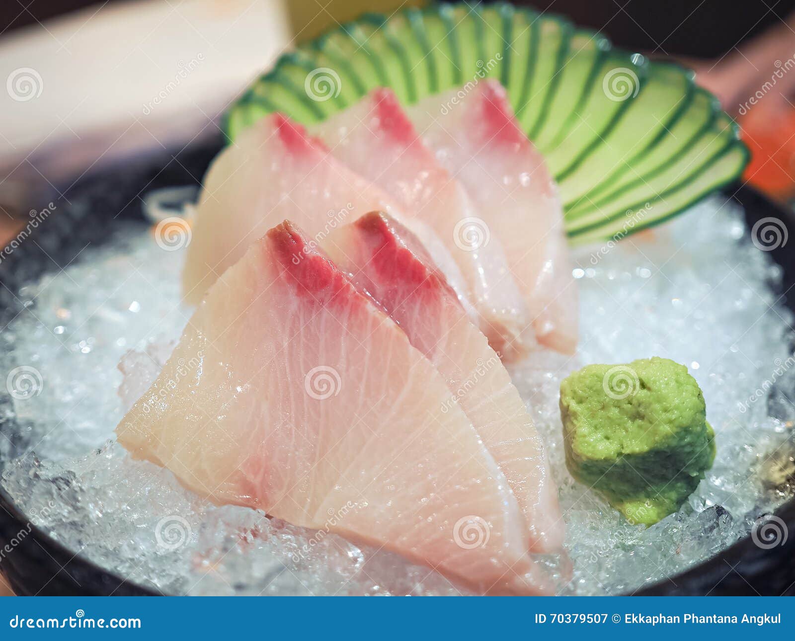 Sashimi de Hamachi imagen de archivo. Imagen de restaurante 70379507