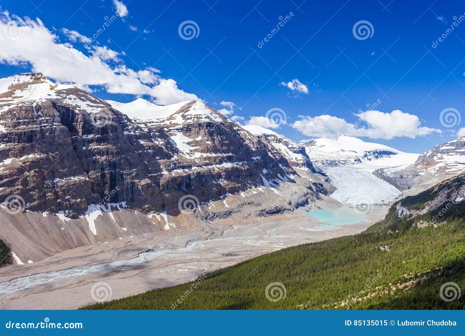 Saskatchewan Glacier Valley, Jasper National Park, Canadian Rockies ...