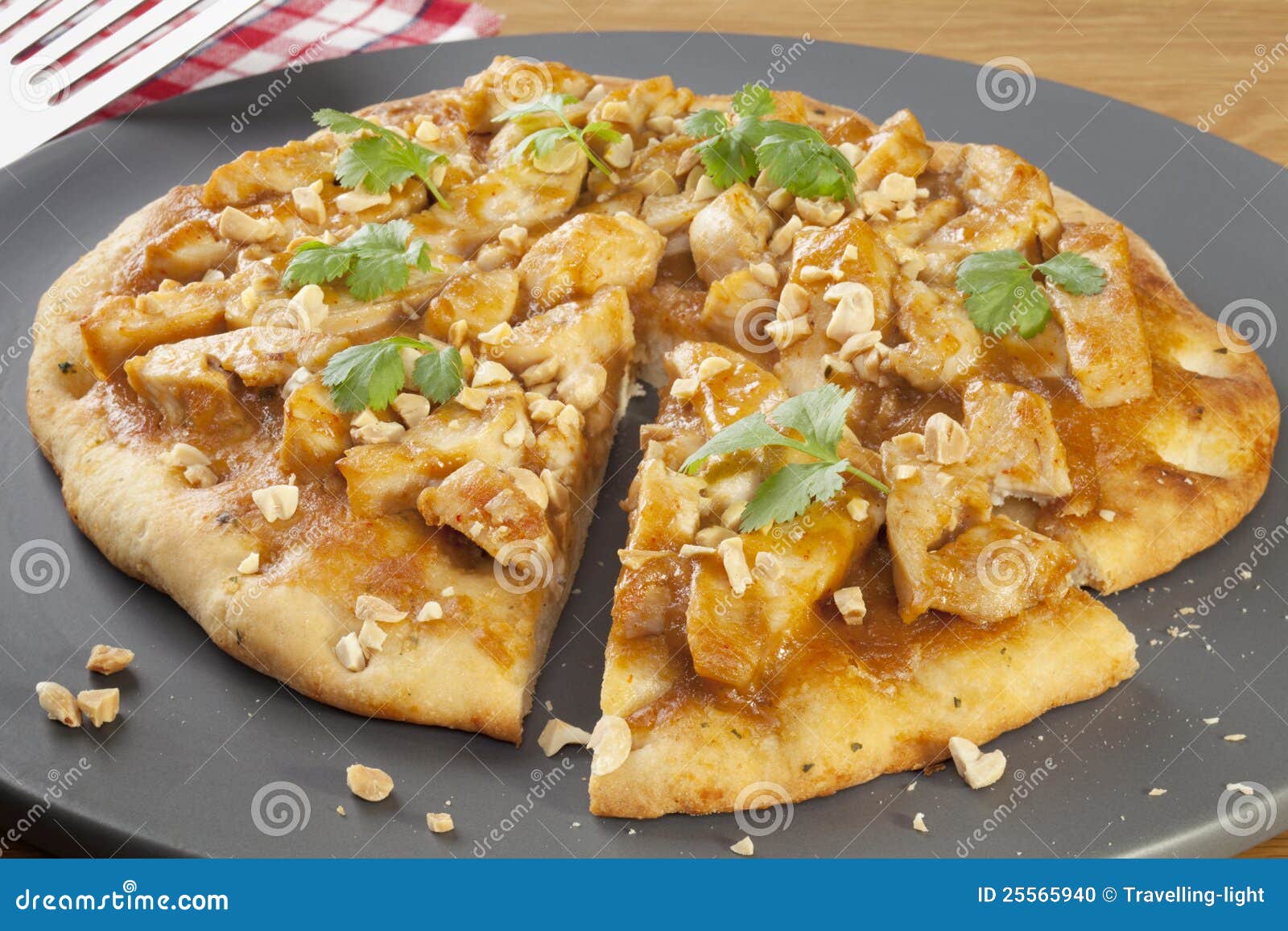 Satay Chicken Pizza stock photo. Image of pizza, platter 25565940