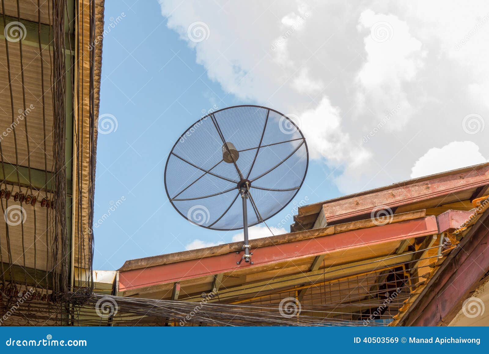 Satellite dish on roof old stock image. Image of broadcast 40503569
