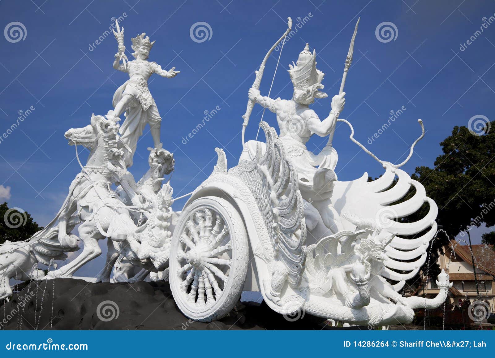Satria Gatotkaca Statue, Bali Stock Image | CartoonDealer.com #30264565