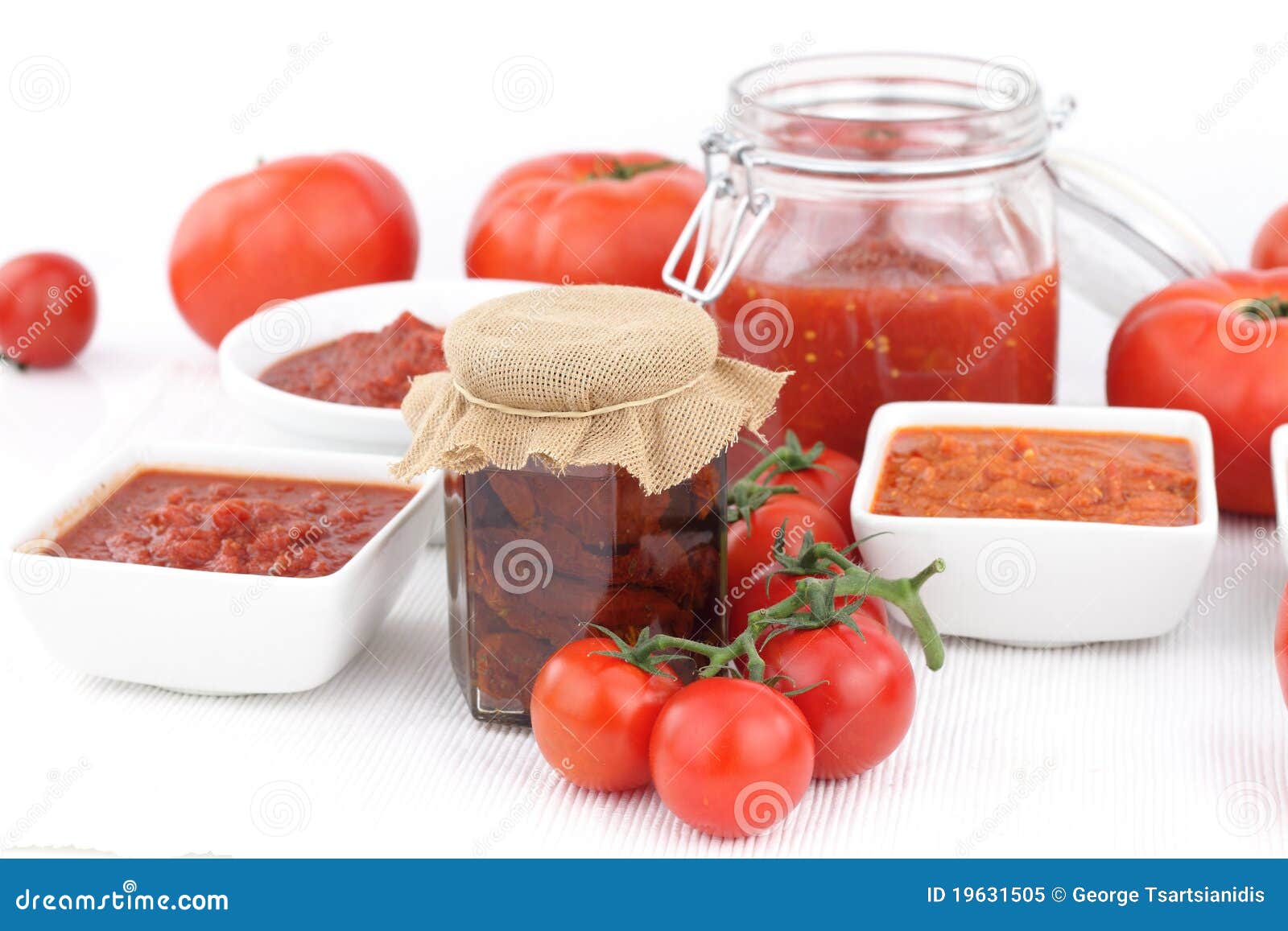 Sauce tomate image stock. Image du végétarien, ingrédients 19631505