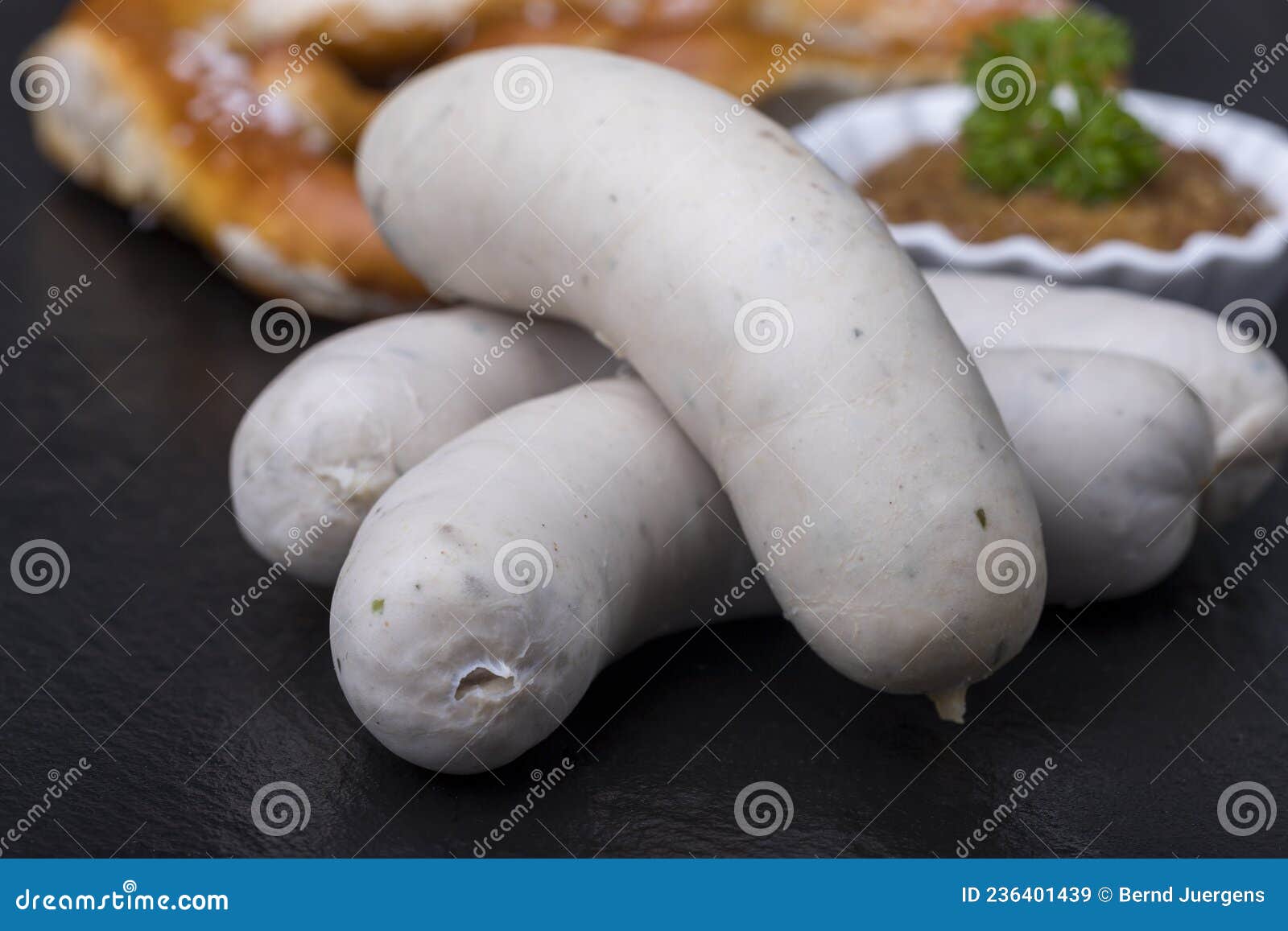 Boland 54256 - Nappe Bavière, Motif Losange Bavarois, Dimensions 180 X 130 Cm, En Plastique, Fête De La Bière, Table, Décoration, Fête, Anniversaire