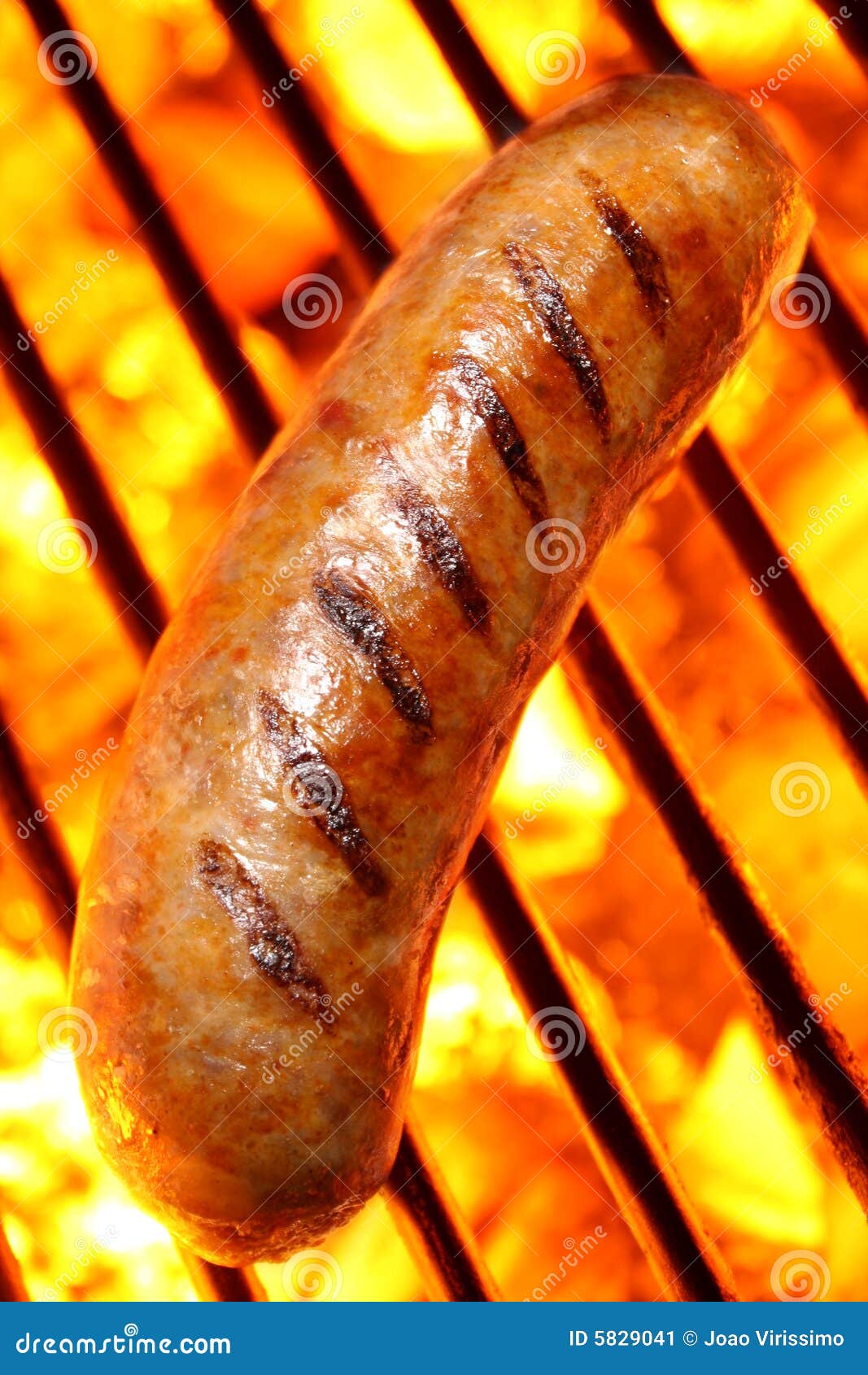 sausage-hot-dog-fire-hot-barbecue-grill-5829041.jpg