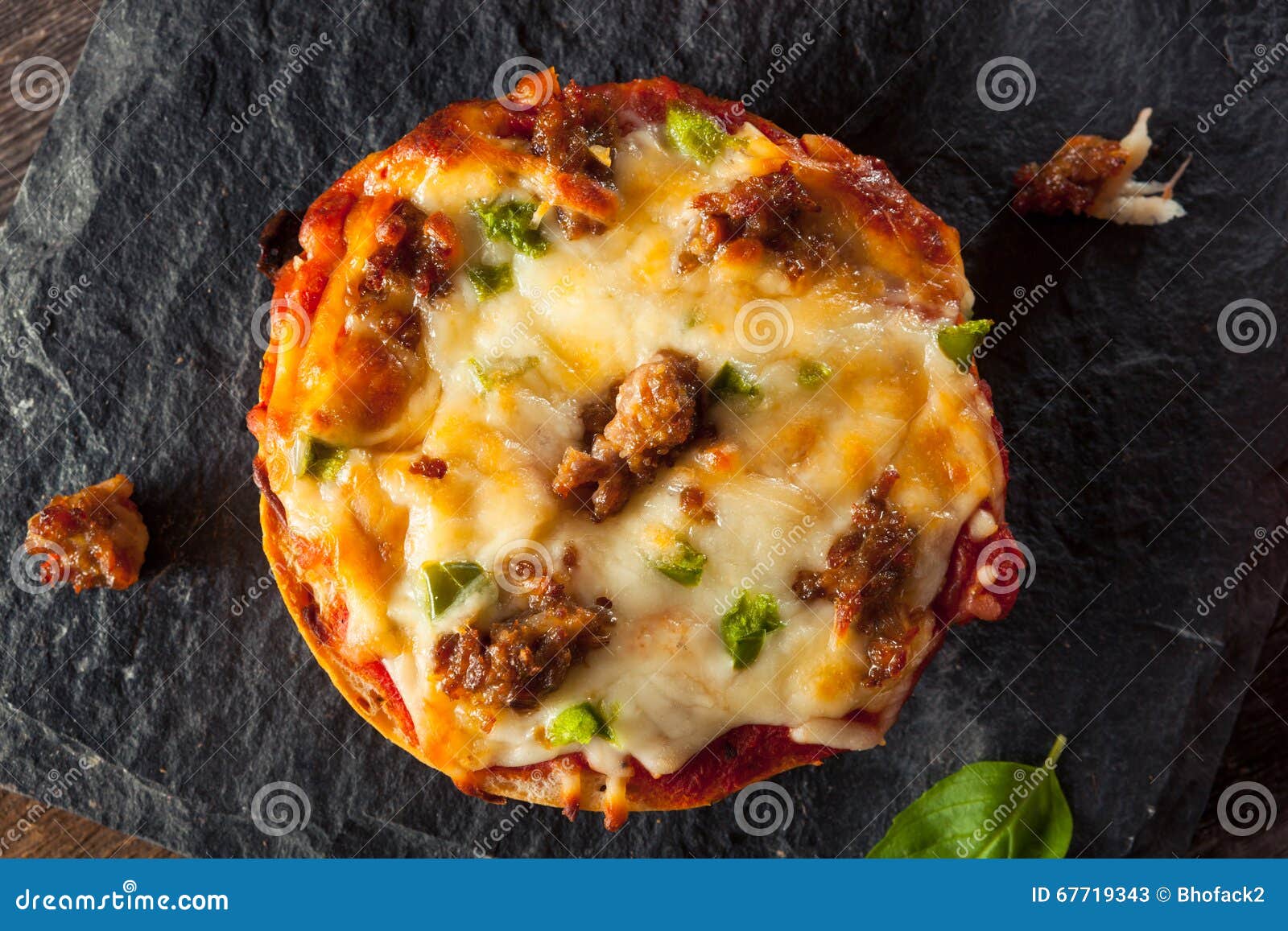 Sausage and Pepper Pizza Bagels Stock Image Image of gourmet, garlic