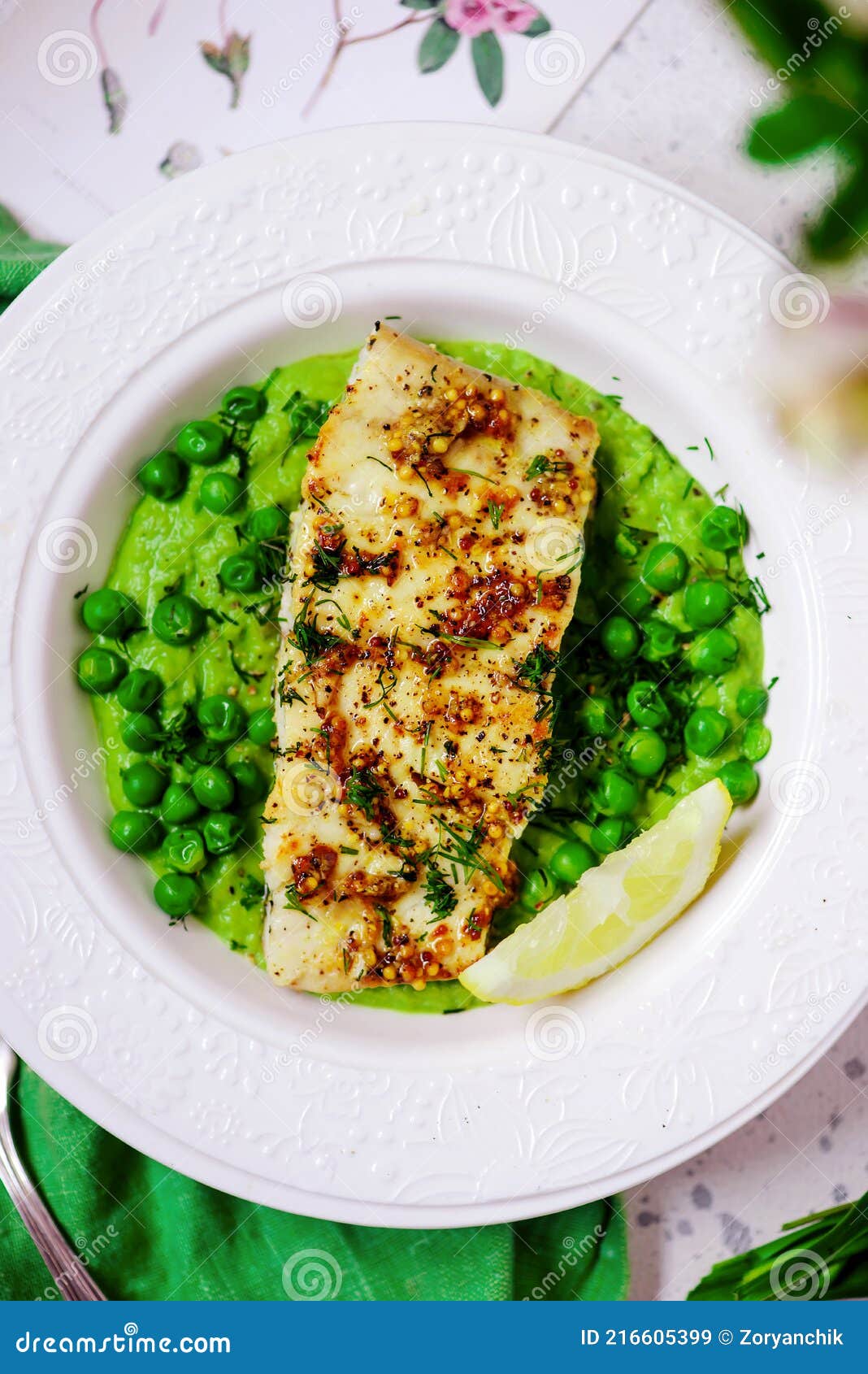 sauteed cod with pea cream..style rustic