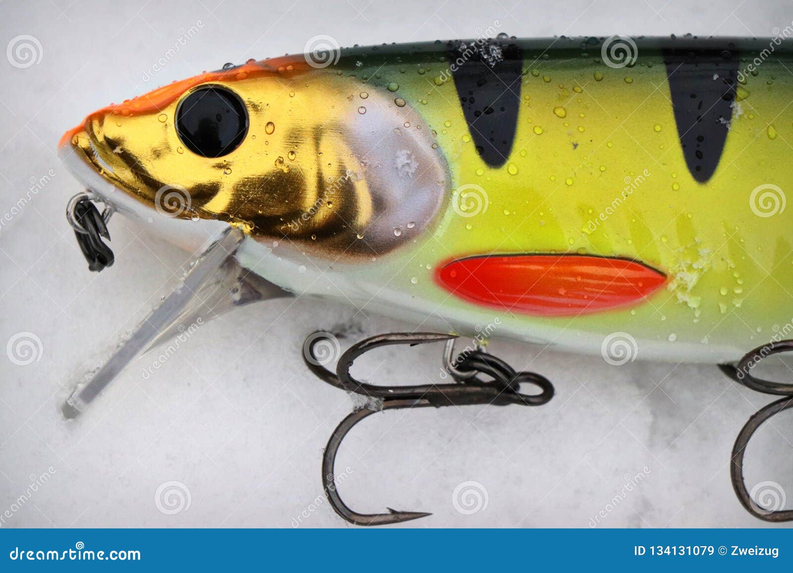 https://thumbs.dreamstime.com/z/savage-gear-lure-well-known-pike-muskie-killer-suitable-needs-to-be-used-huge-fishing-plug-cm-134131079.jpg