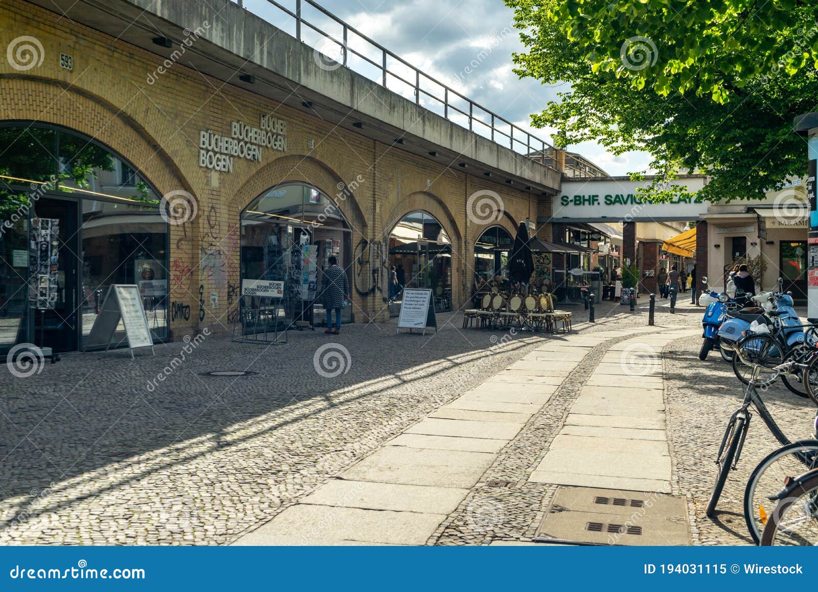 The Savignyplatz station editorial image. Image of relax 194031115