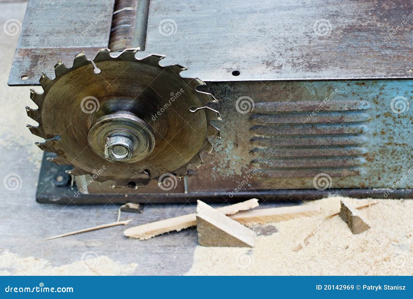 Saw Accident Royalty Free Stock Images Image 20142969