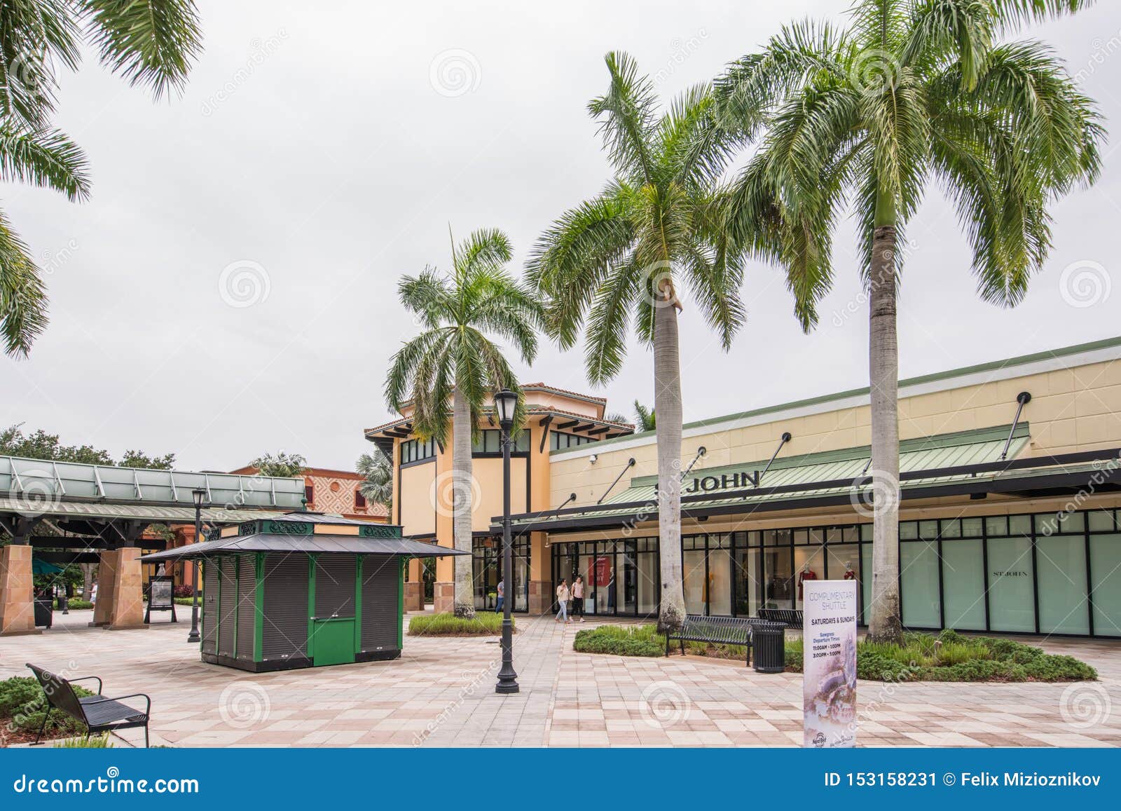 Sawgrass Mills Outlet: Shopping in Miami