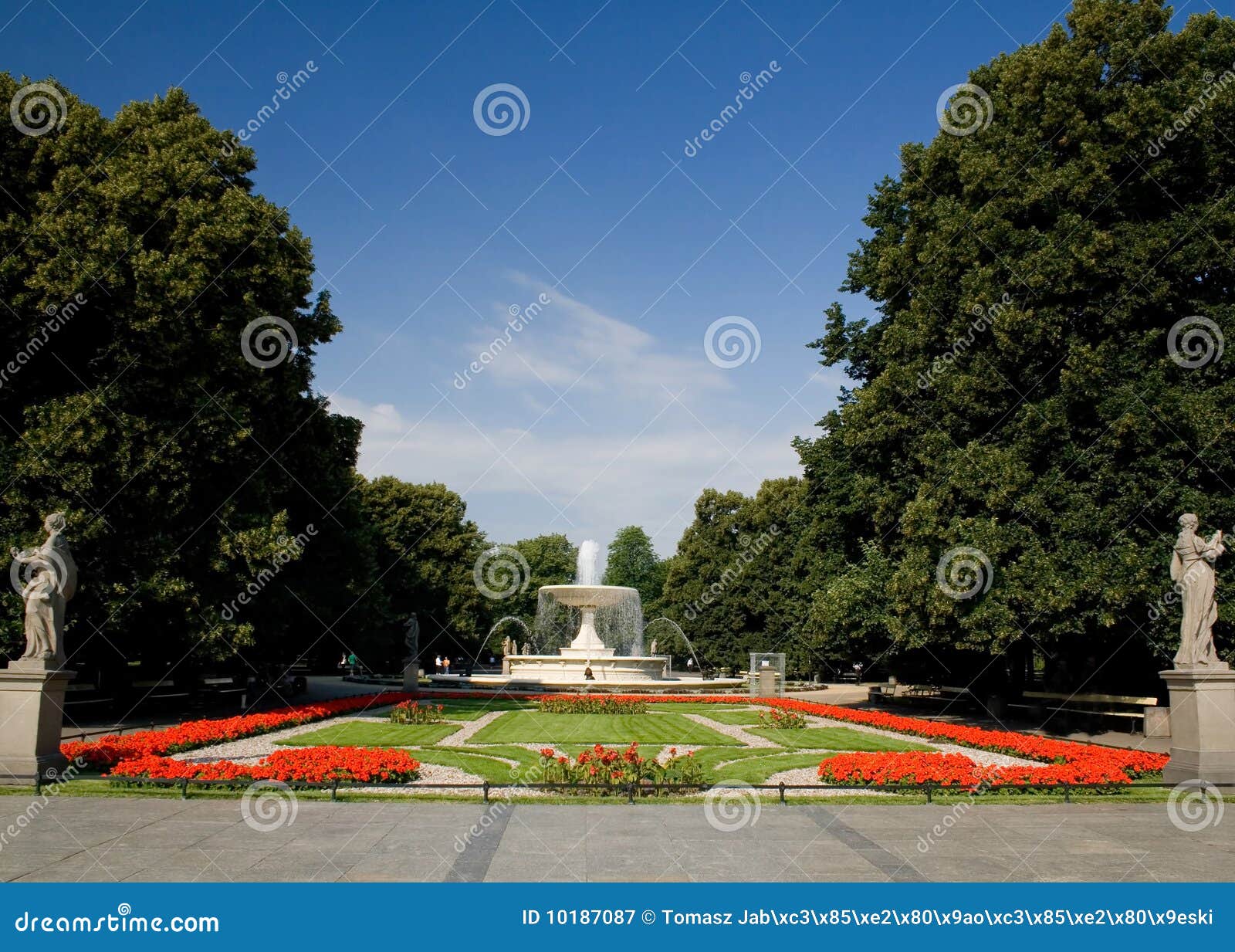 The Saxon Garden, Warsaw stock image. Image of polish - 10187087