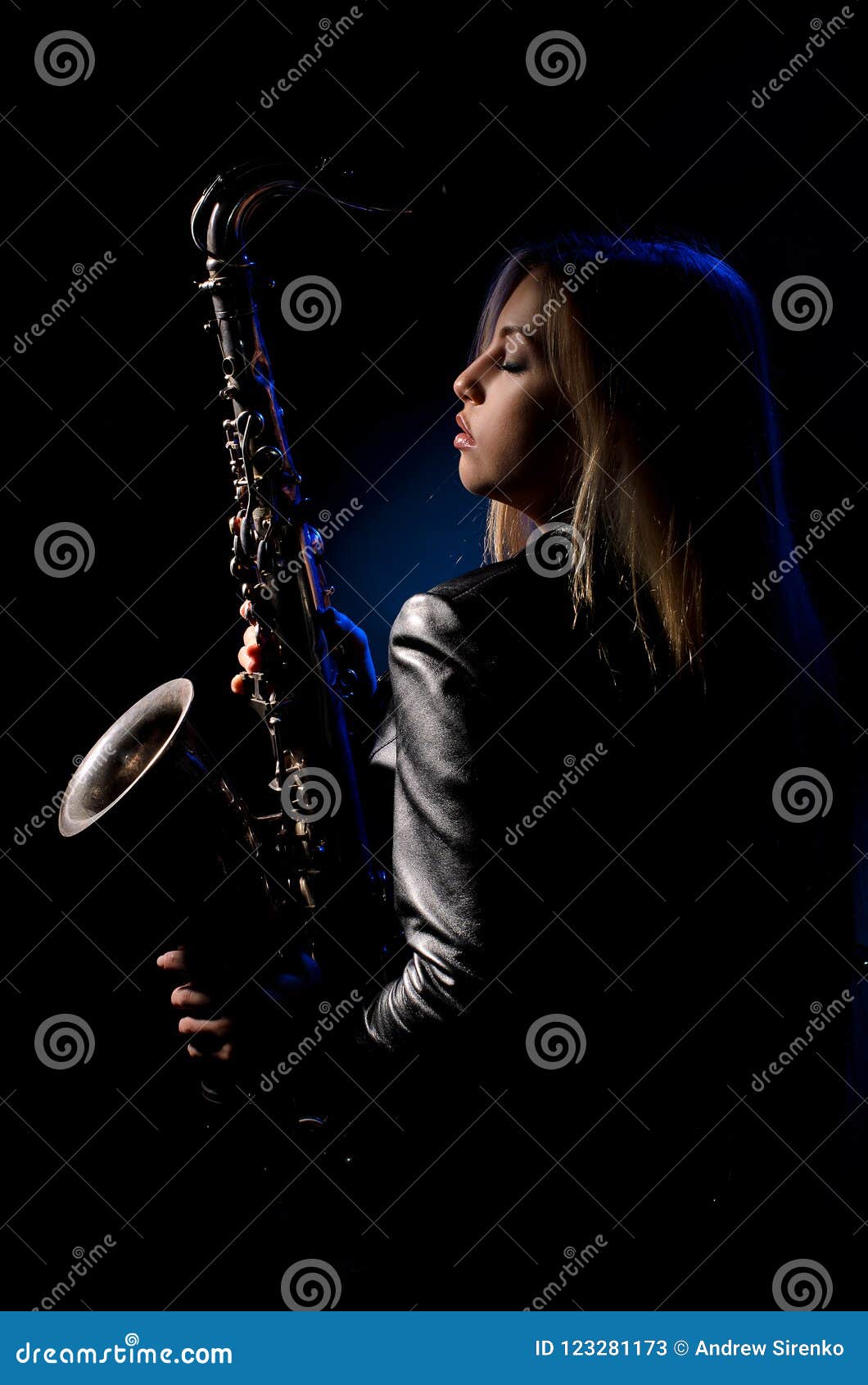 Saxophonist women stock image. Image of girl, dark, jazz 123281173