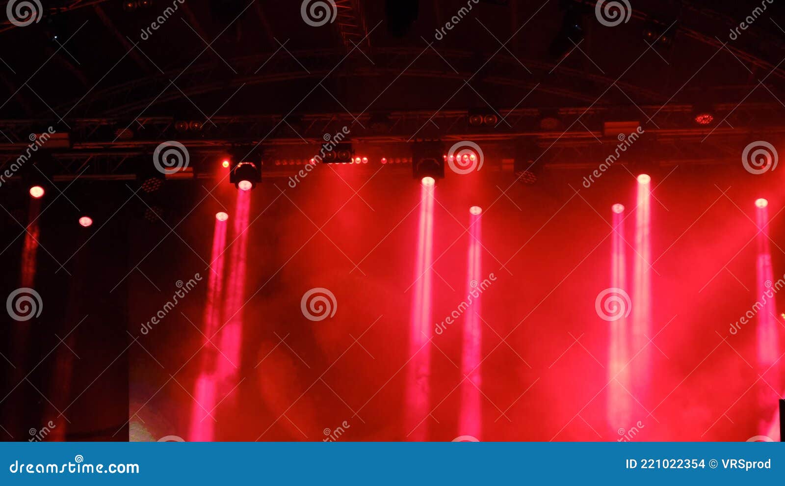 Scène Luminaire Multicolore Spectacle Aux Effets D'éclairage De Concert  Banque De Vidéos - Vidéo du club, coloré: 221022354