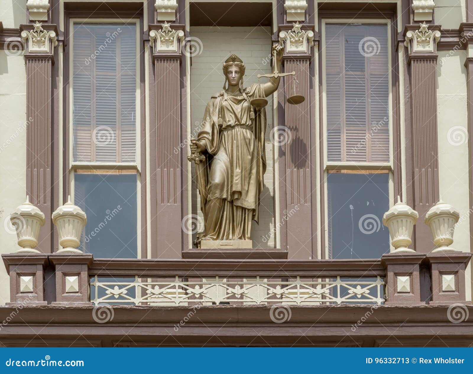 scales of justice at storey county courthouse