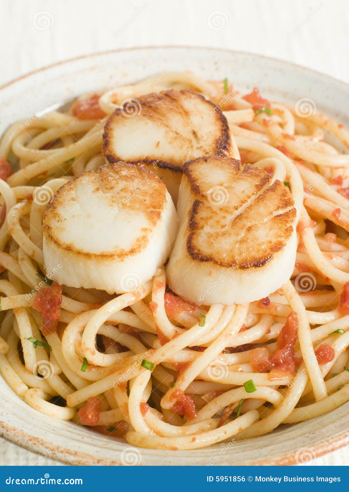 Scallops with Chilli and Tomato Spaghetti Stock Photo Image of seared