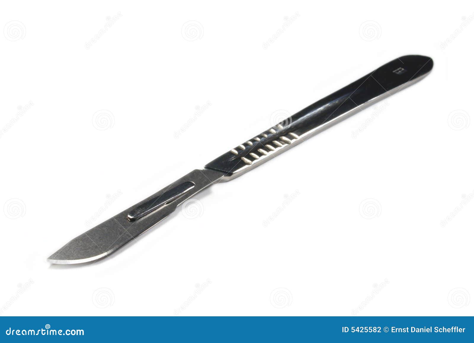Scalpel photo stock. Image du chirurgical, instruments - 5425582