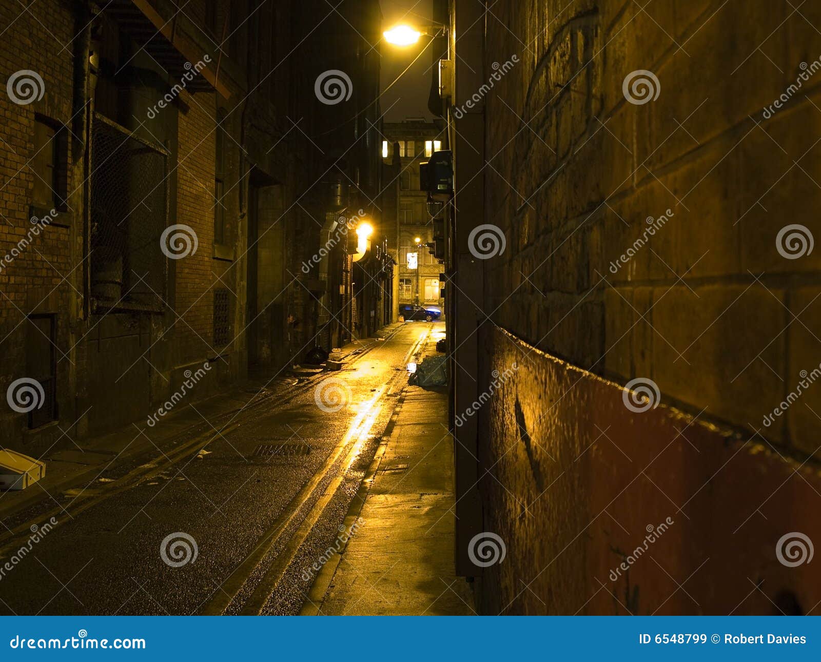 Scary Dark Alleyway At Night Stock Image Image Of Light Crime