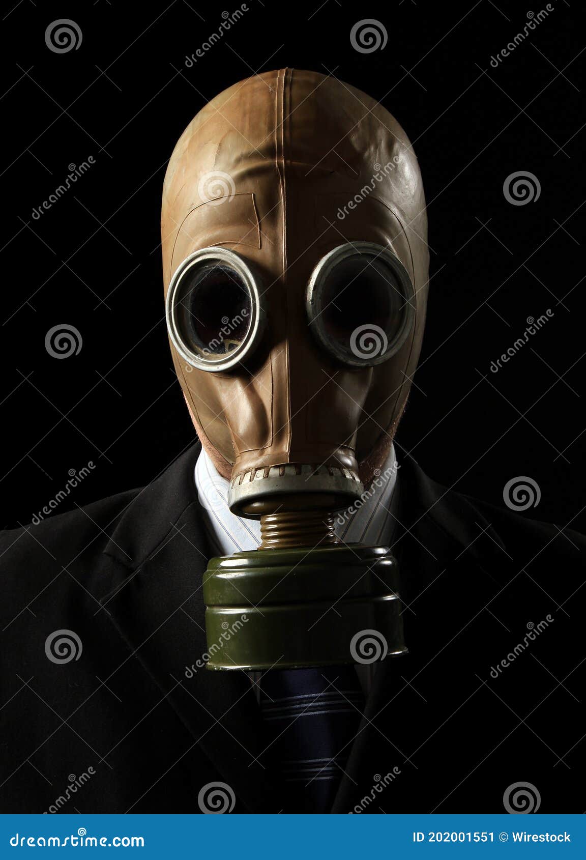 enorm liberal Monument Scary Man with No Eyes in Full Protective Clothing Wearing a Gas Mask Stock  Image - Image of male, environment: 202001551