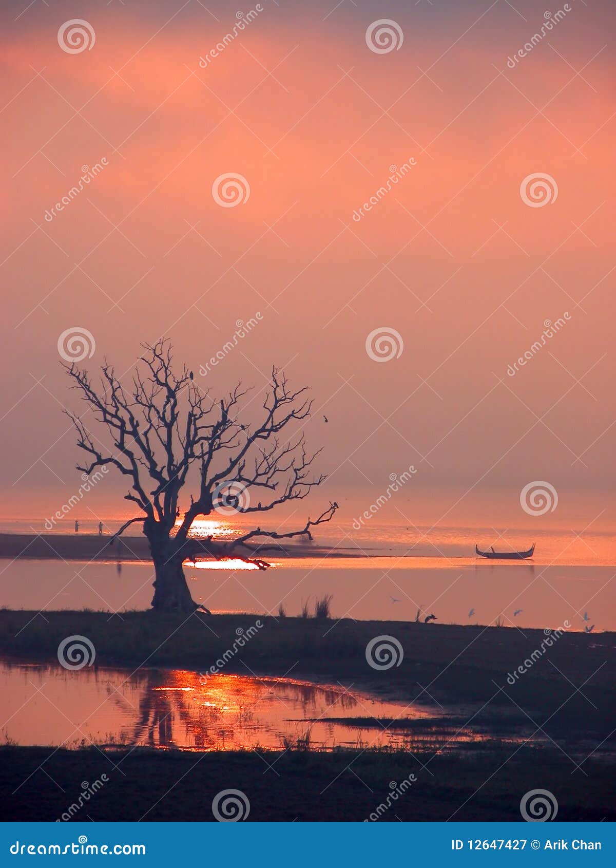 Scenery of Ubein Bridge stock image. Image of sunset - 12647427