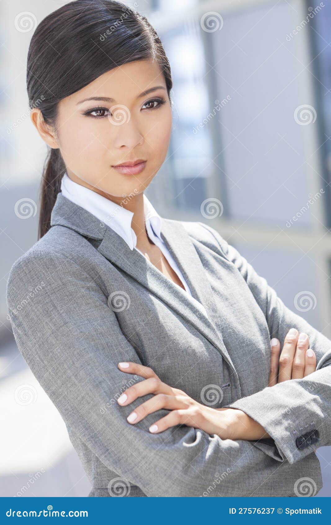 Schone Asiatische Chinesische Frau Oder Geschaftsfrau Stockbild Bild Von Chinesische Asiatische 27576237