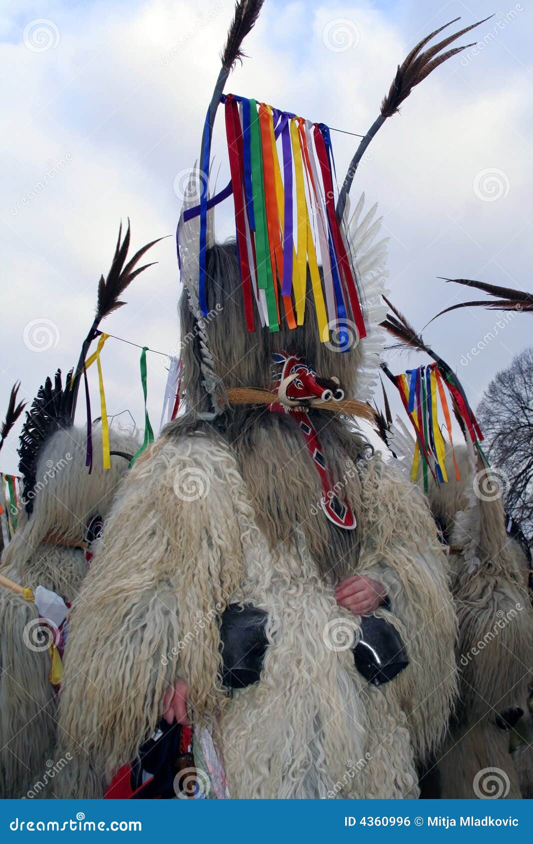 Deckt Karneval in Slowenien, Dobova ab. Auf Foto sind die traditionellen Schablonen, die kurenti benannt werden.