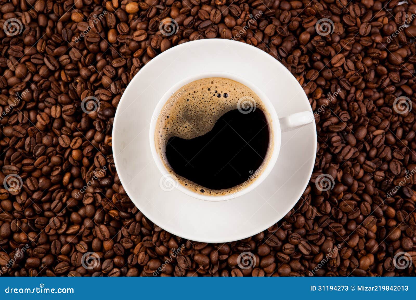 Schale Schwarzer Kaffee Mit Schaum Stockbild Bild von frisch