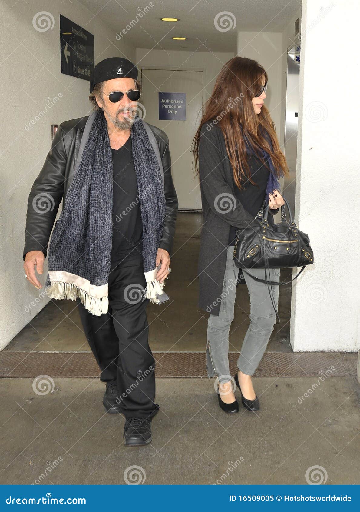 Schauspieler-Al Pacino Und Freundin an LOCKEREM Redaktionelles Bild