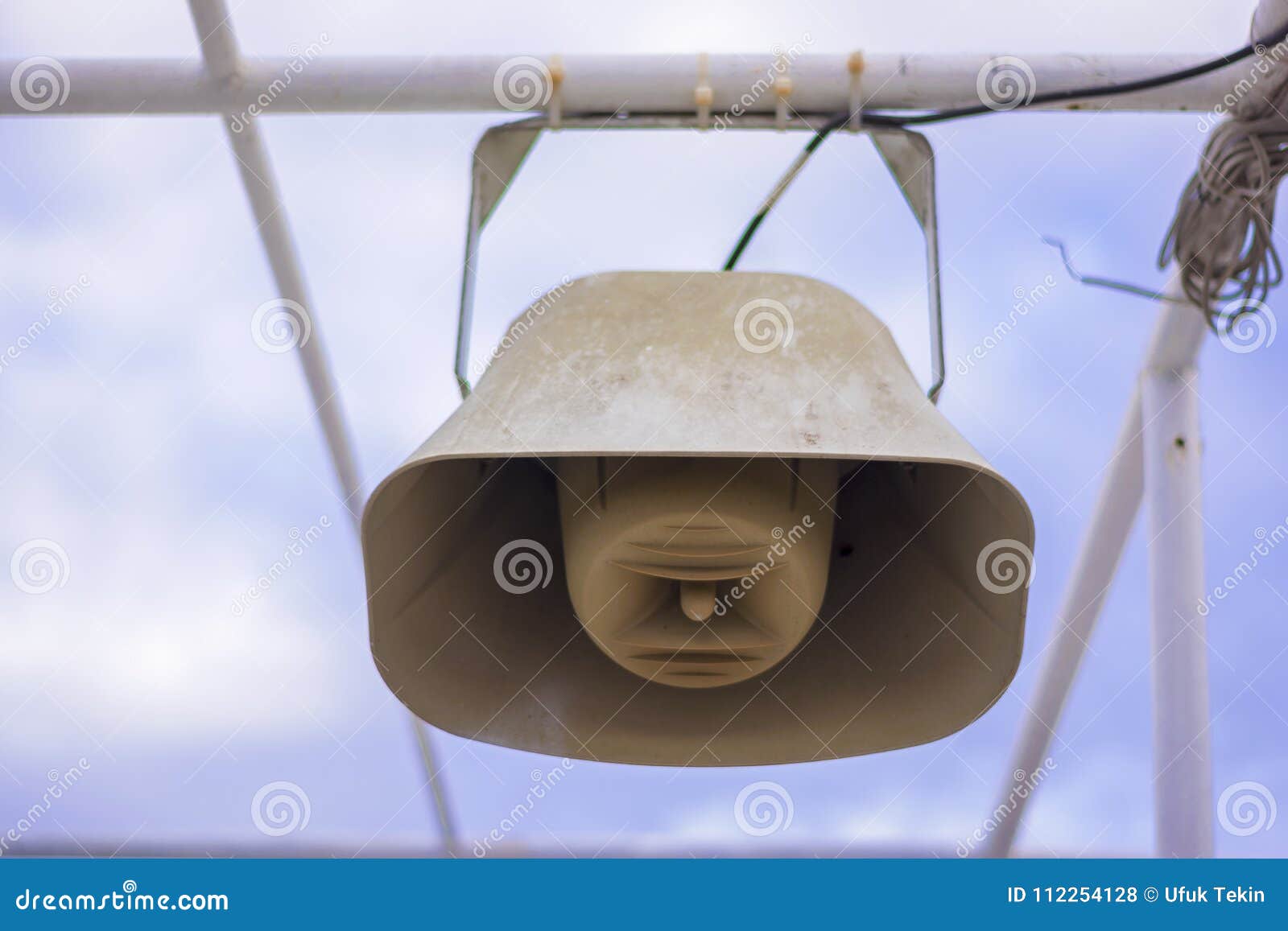 Schiffshorn stockfoto. Bild von hupe, istanbul, lieferung - 112254128