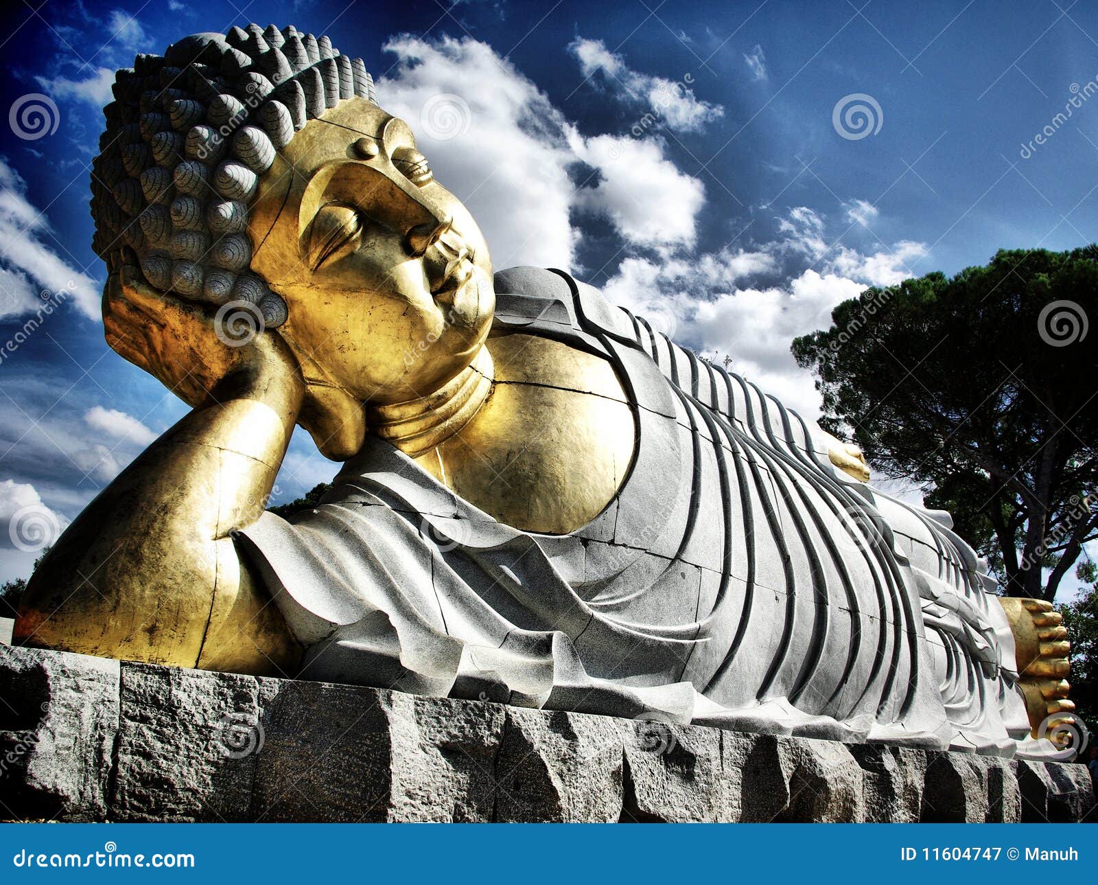 Schlafender Buddha stockbild. Bild von buddha, statue - 11604747