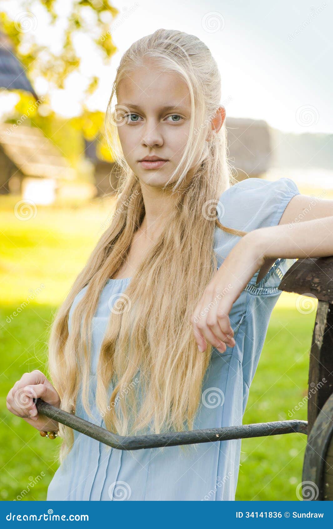 Lange Blonde Haare Als Signalwirkung Auf Mnner