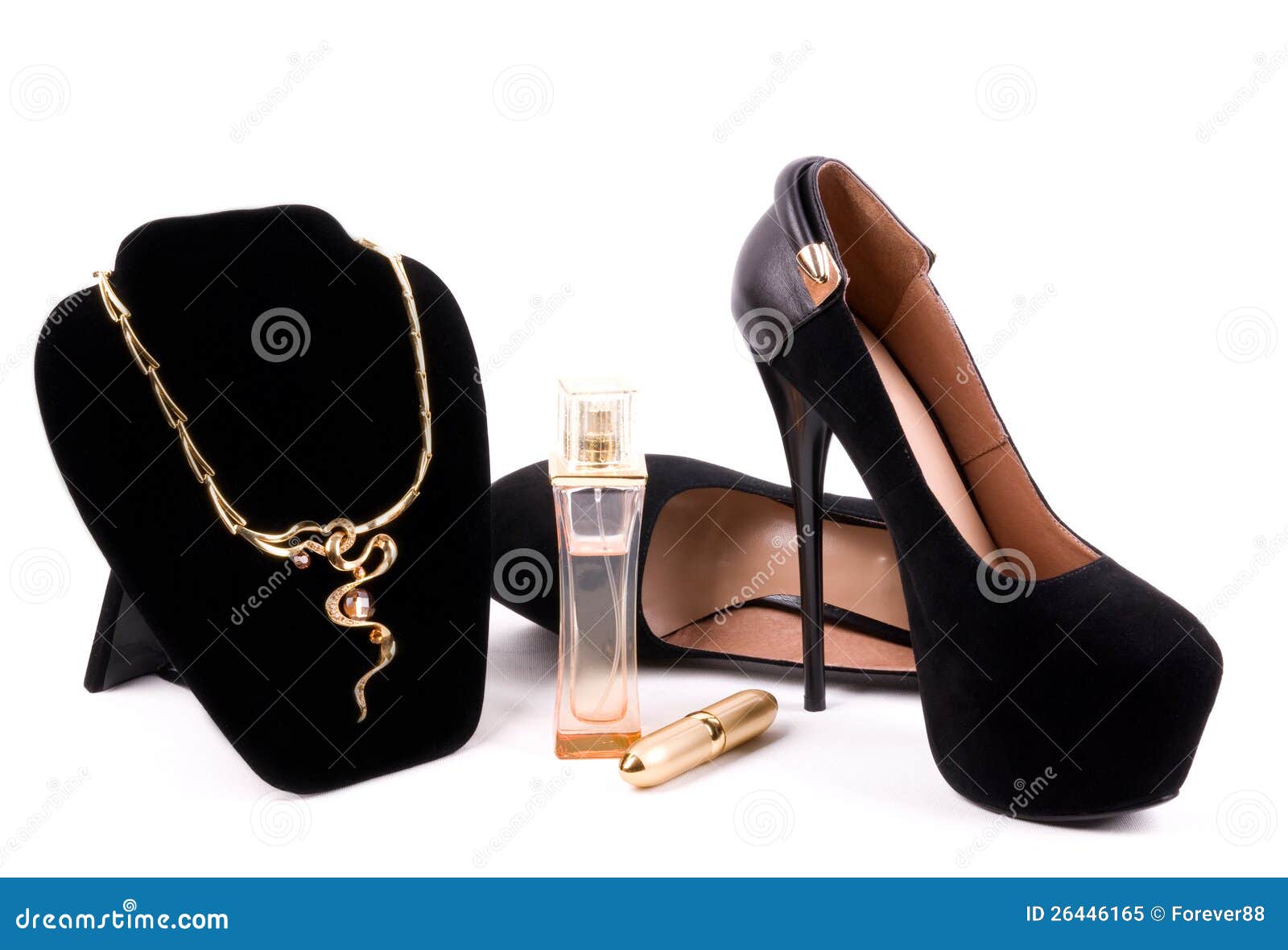 Schoen Met Juwelen En Parfum Image of hoog: 26446165