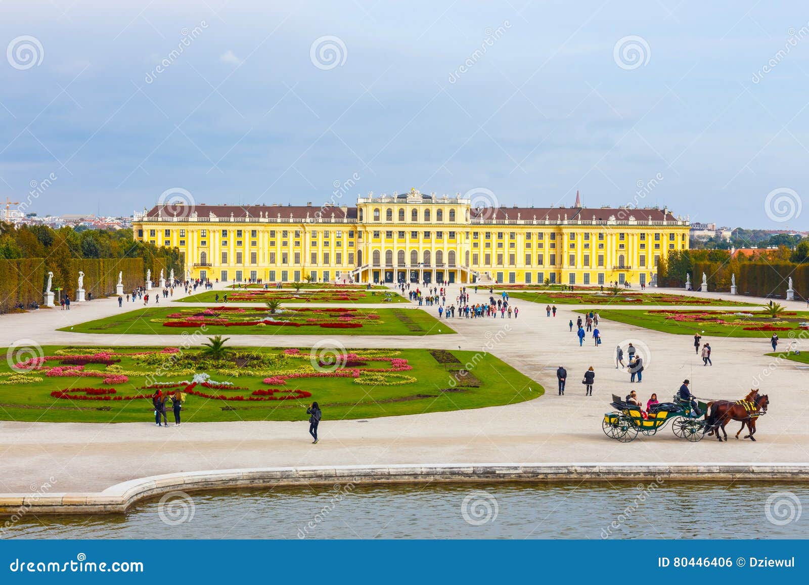 Schonbrunn Palace In Vienna Editorial Photo Image Of Habsburg