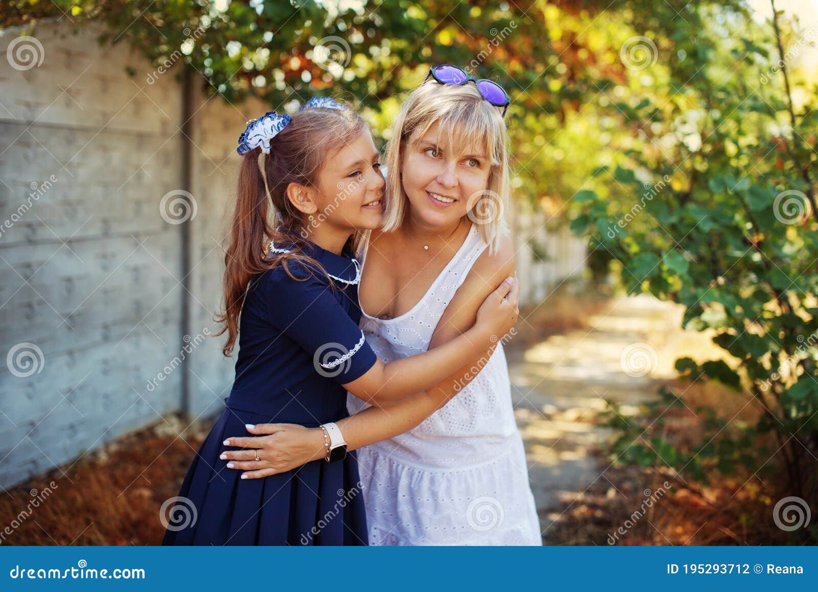 Schoolgirls Love