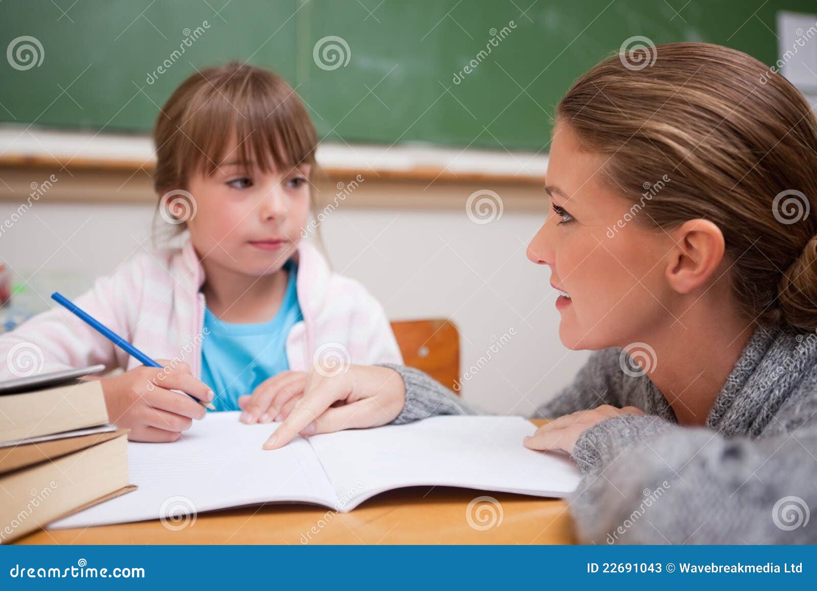 teacher talking time essay Teacher are called not only to instruct pupils then once enrolled on to the course all the full time students must then essay: a good teacher. teacher talking time essay Teacher are called not only to instruct pupils then once enrolled on to the course all the full time students must then essay: a good teacher.
