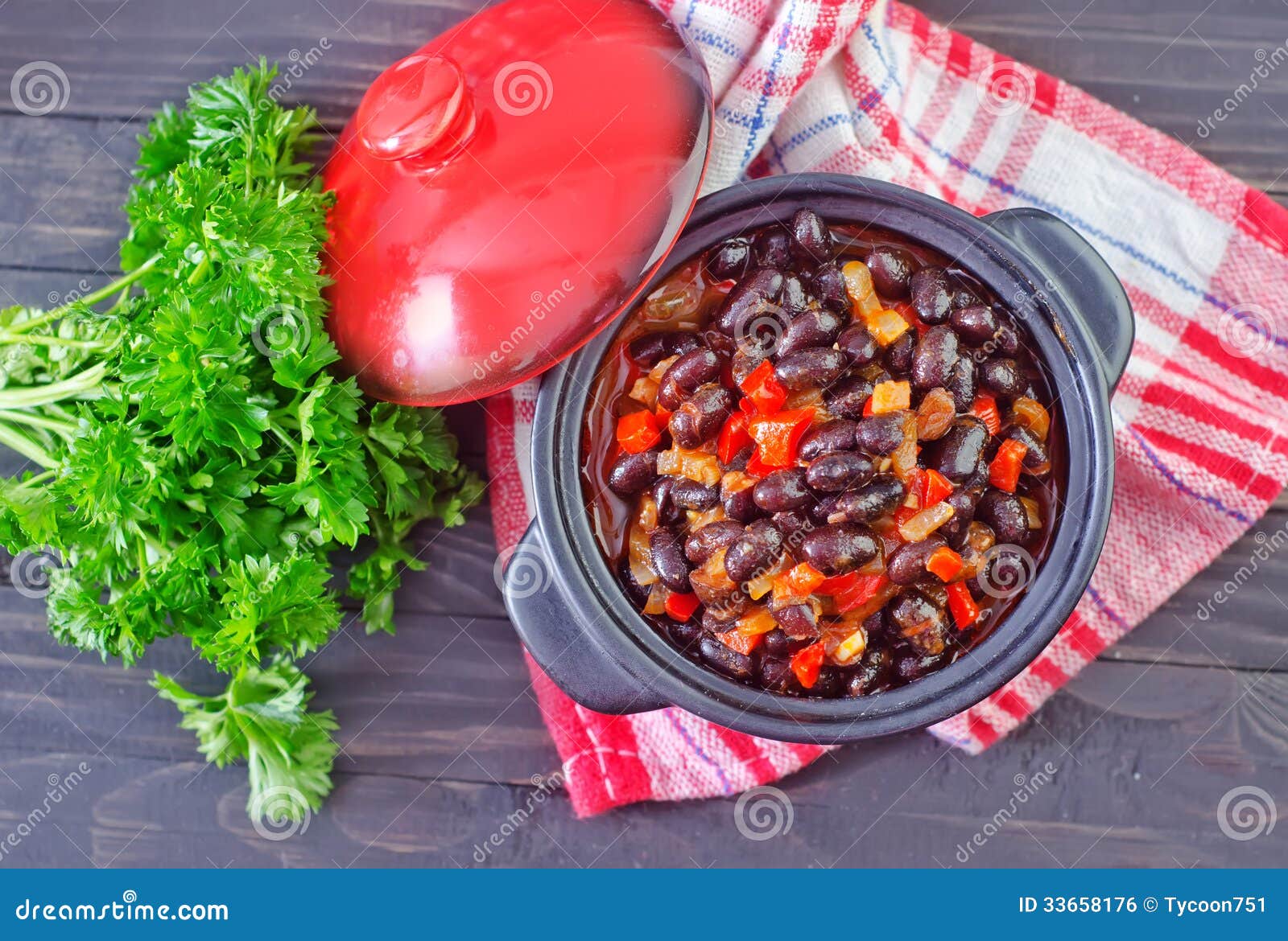 Schwarze Bohnen stockfoto. Bild von mahlzeit, gesund - 33658176