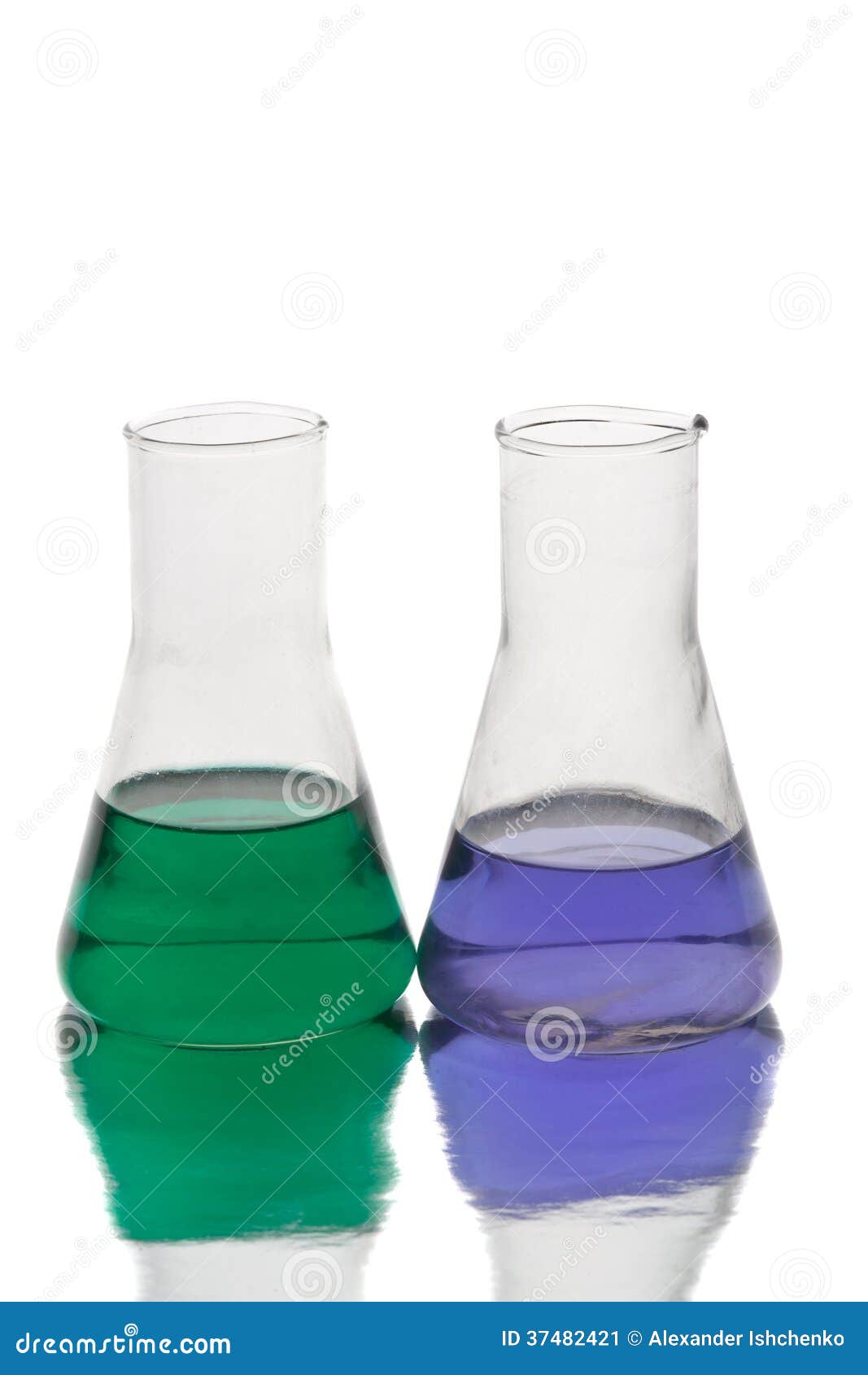 Science equipment. stock image. Image of liquid, cylinder 37482421