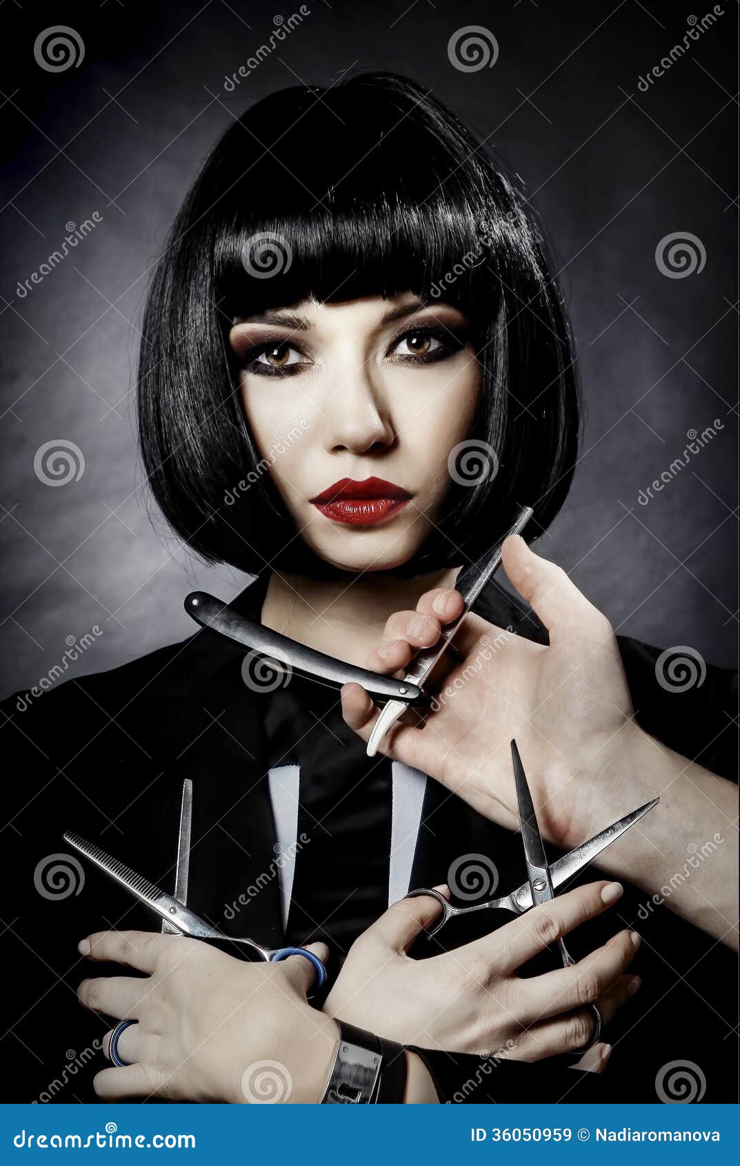 Scissors_vs_razors imagen de archivo. Imagen de lipstick 36050959