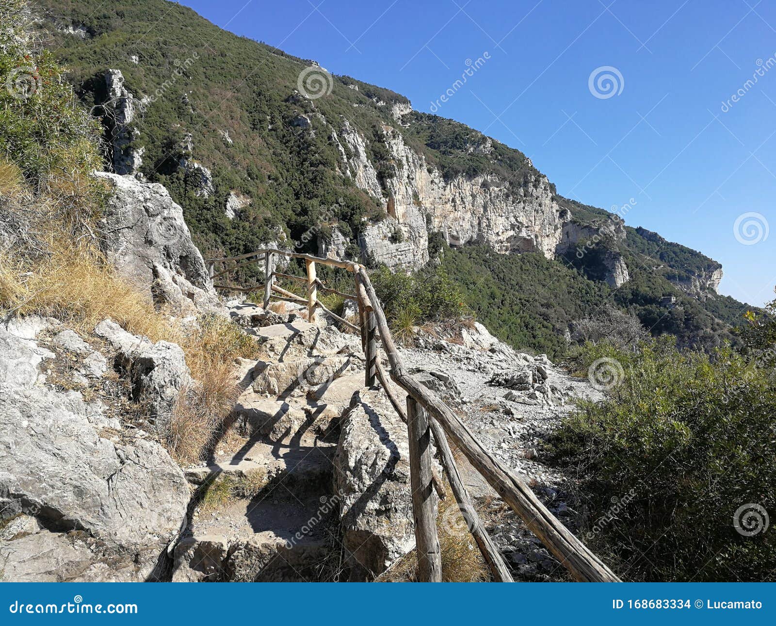 scorcio panoramico del sentiero degli dei