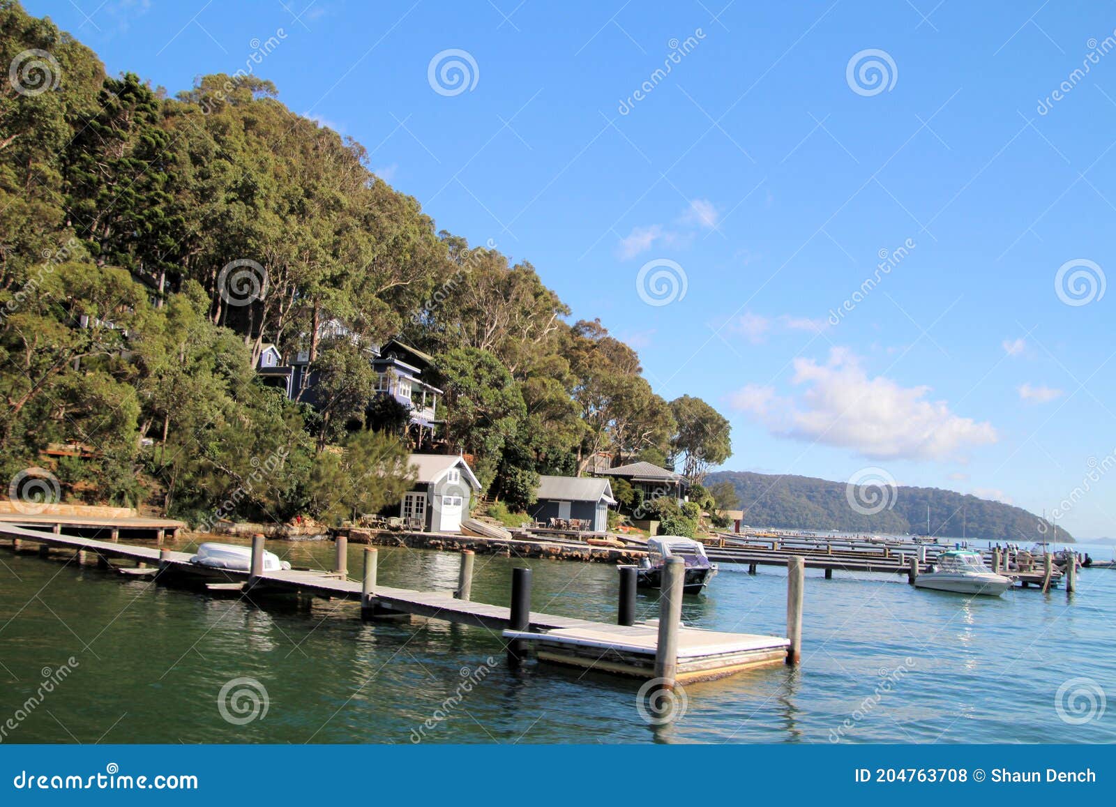 scotland island on the pittwater, with docks, jetties and boat houses,