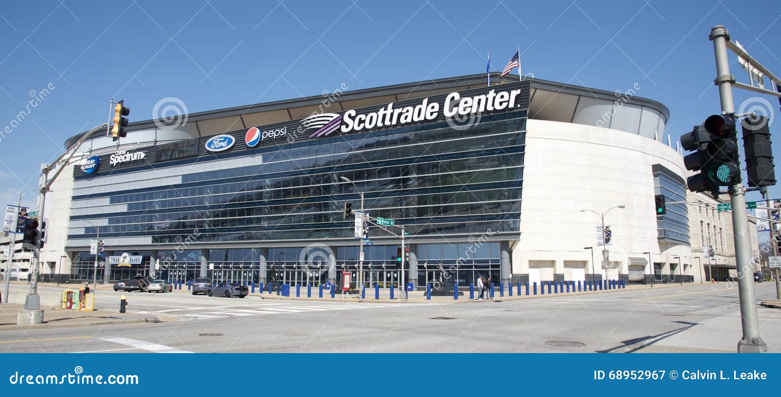 Scottrade Center, Downtown St. Louis, Missouri Editorial Photography - Image of softball, sports ...