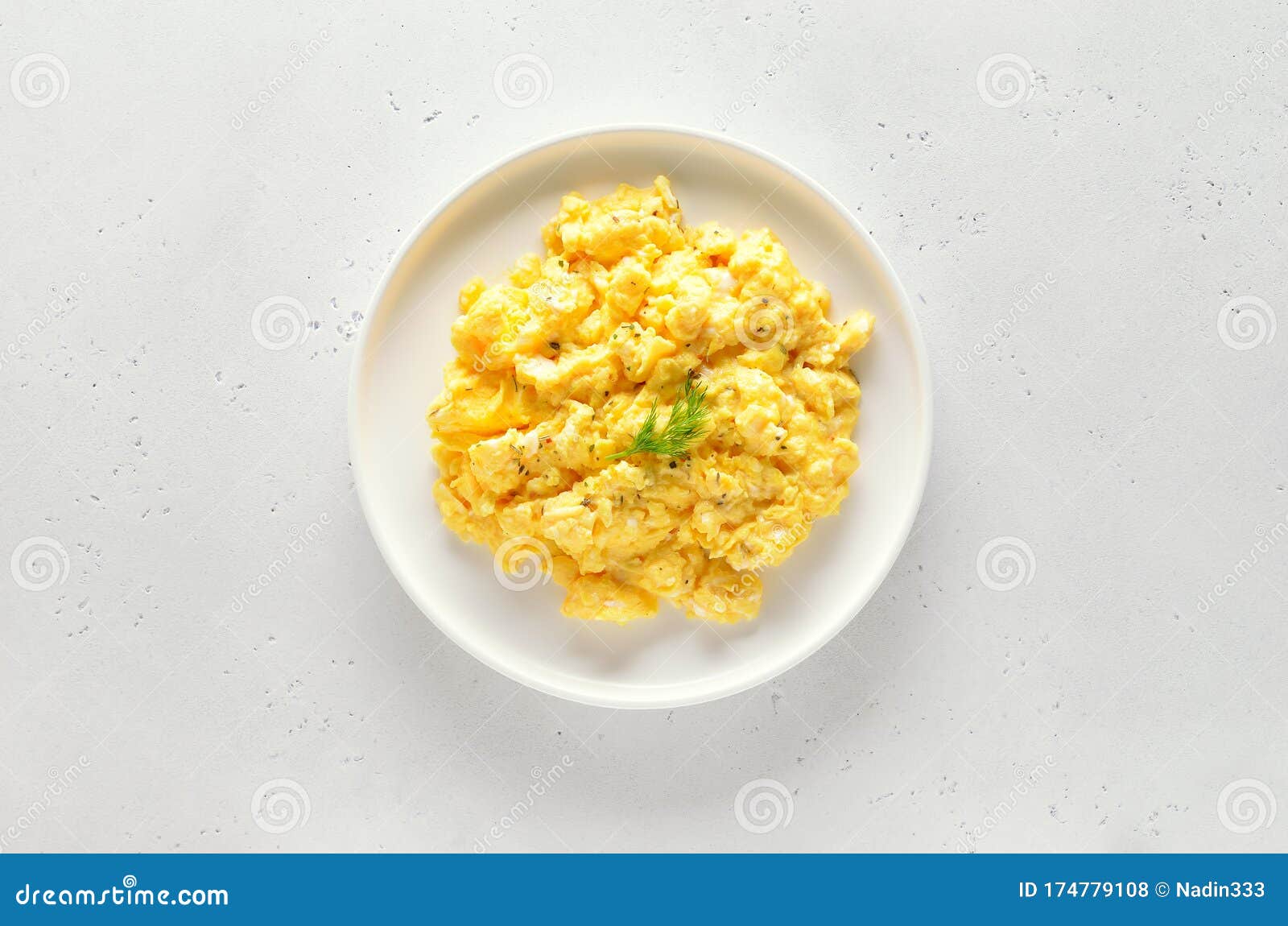 Scrambled Eggs from One Egg on a Plate +transparent Background, Png Stock  Photo - Image of chicken, transparent: 136758008