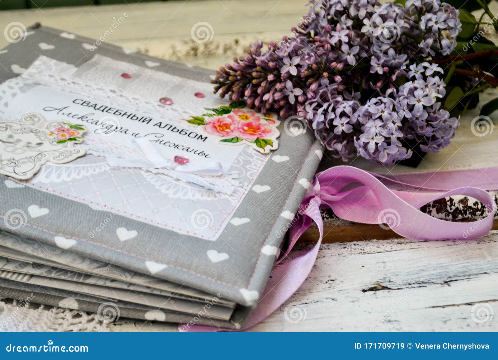 588 Florist Supplies Stock Photos - Free & Royalty-Free Stock Photos from  Dreamstime