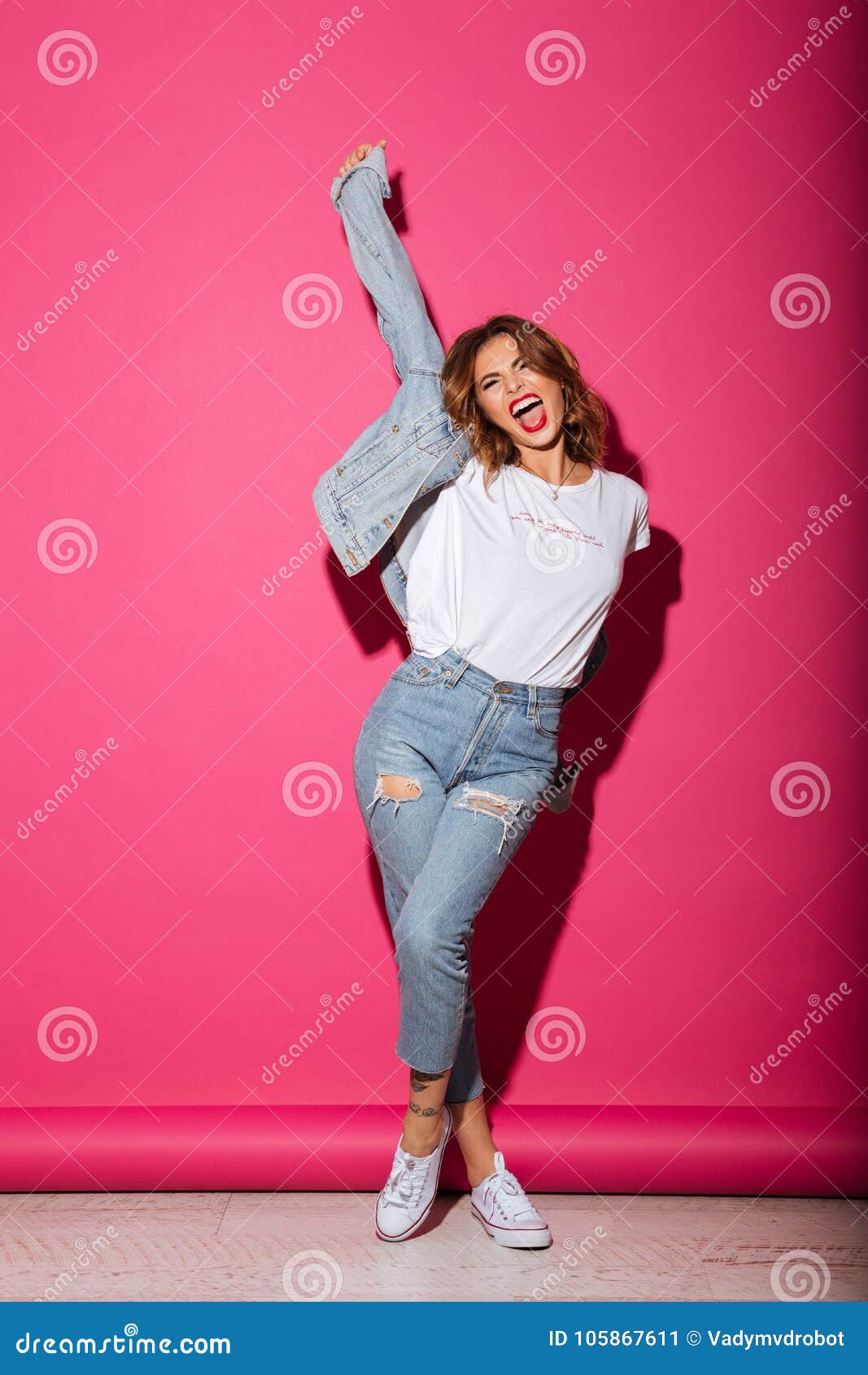 Screaming Young Woman Isolated Over Pink Stock Image - Image of space ...