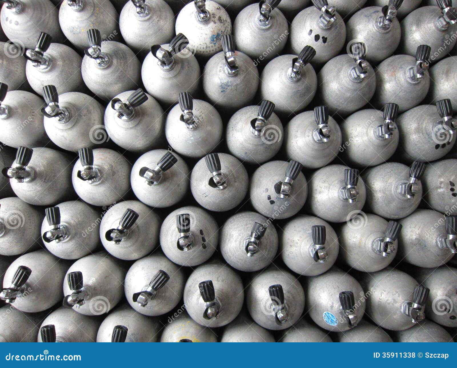 Scuba cylinders stock photo. Image of diving, tank, aluminum 35911338